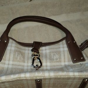 Dooney and Bourke